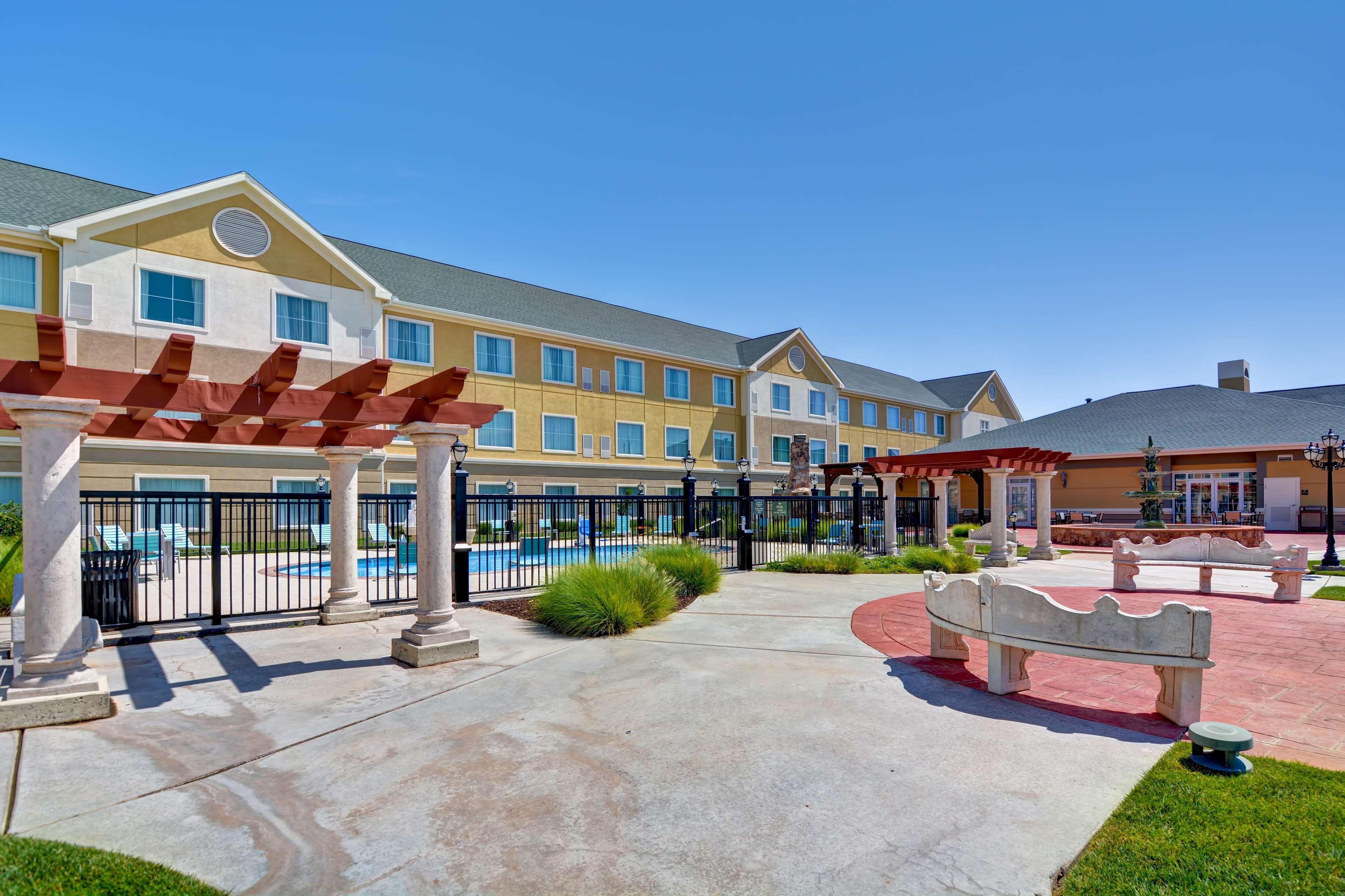 Homewood Suites By Hilton Amarillo Bagian luar foto