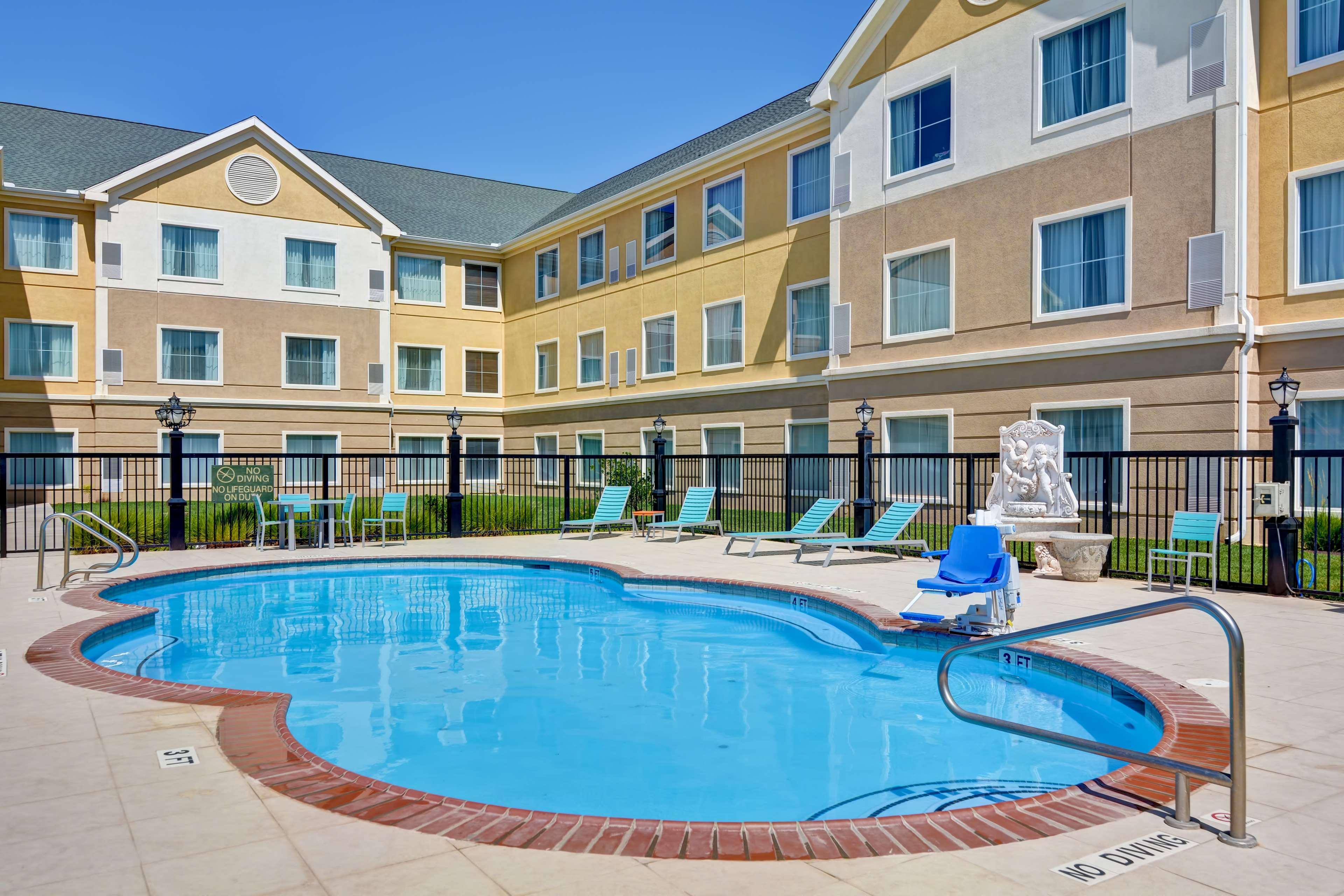 Homewood Suites By Hilton Amarillo Bagian luar foto
